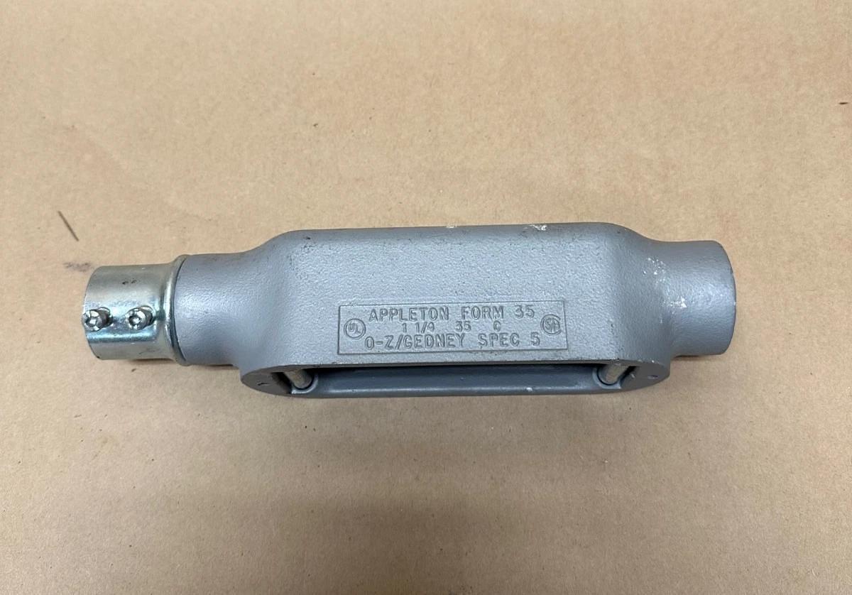 Used O-Z/Gedney Spec 5 Appleton Form 35, 1-1/4” 35 C *NEW*