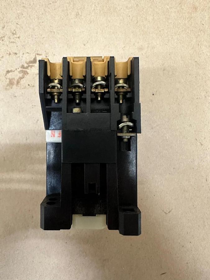 Used Allen-Bradley 700-F220A1 Relay