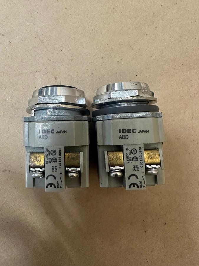 Used IDEC ABD Pushbutton Black - Lot of 2
