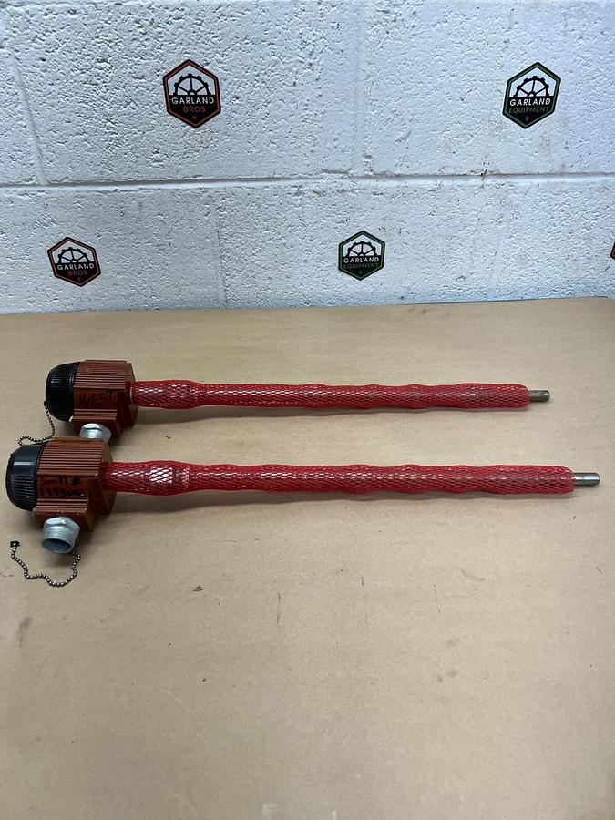 Used Moore Industries T2X/C-P2/U16-T0/S304 Current Isolator LH1 Housing - Lot of 2