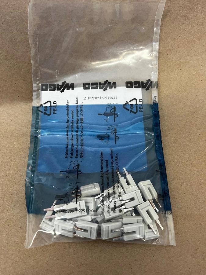 Used WAGO 2002-402, Terminal Block 2 Position (Qty 25) *FACTORY SEALED*