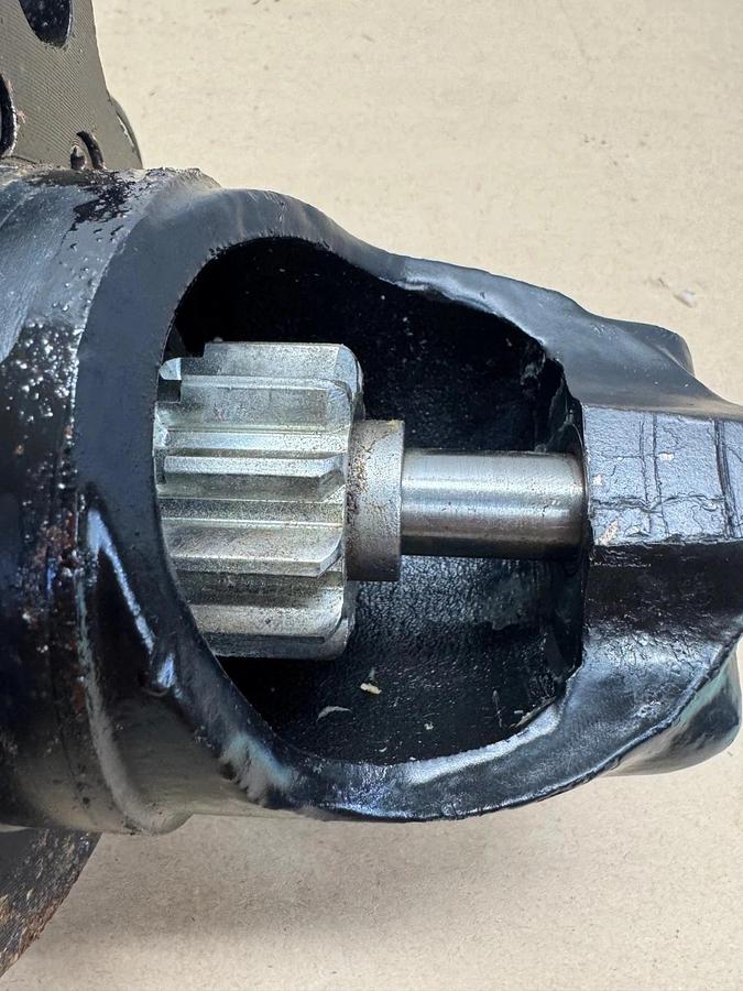 Used Delco Remy 1993788 24V Starter Unit