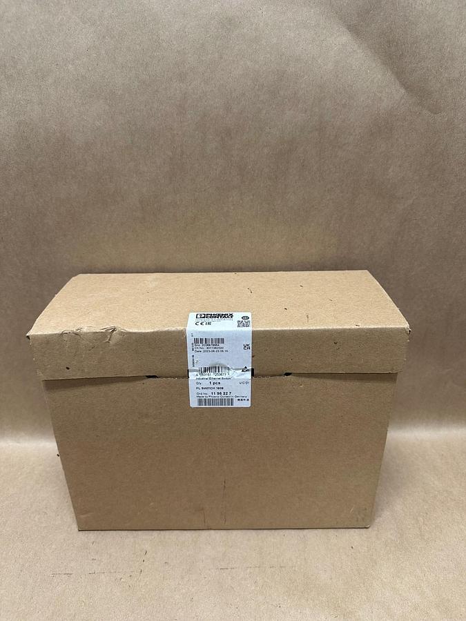 Used Phoenix Contact FL Switch 1608 Industrial Ethernet Switch *FACTORY SEALED*