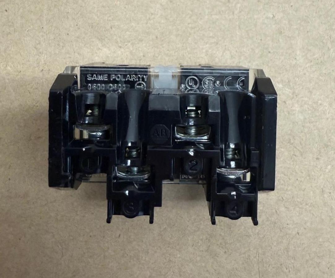 Used Allen-Bradley 800TC-XA Ser D Contact Block *NEW*