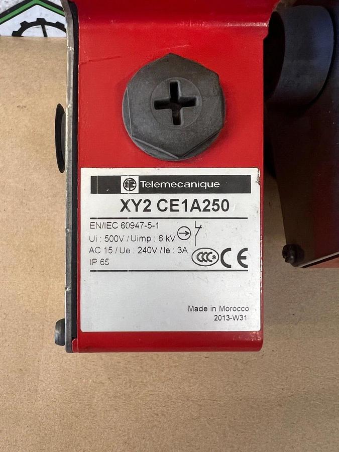 Used Telemecanique XY2CE1A250 Cable Pull Switch