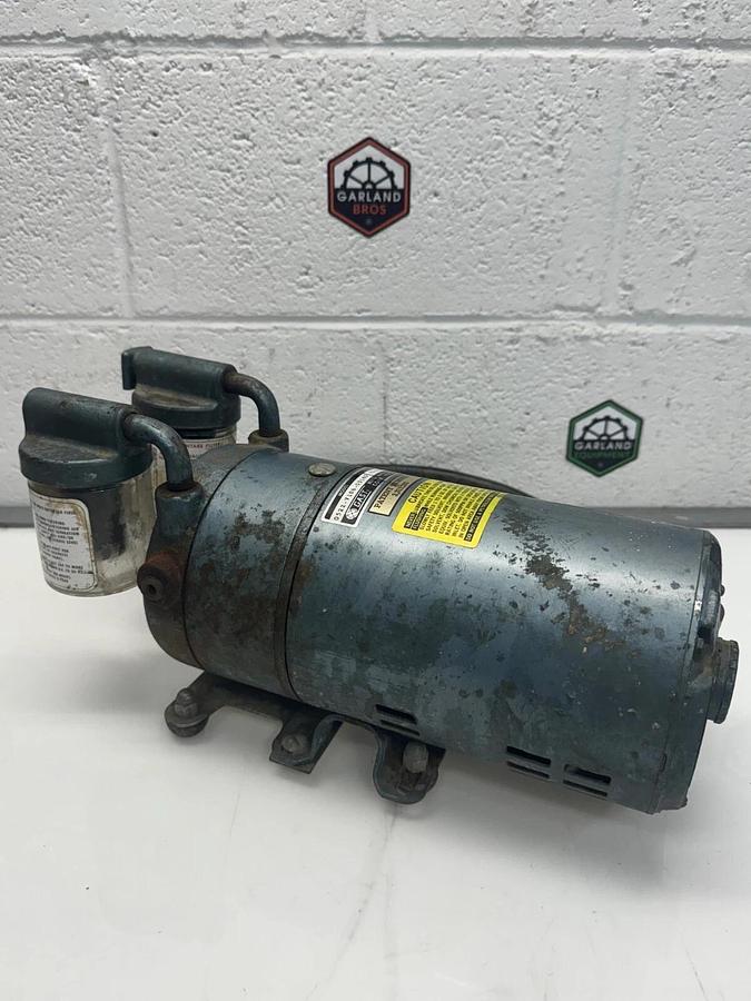 Used Gast 0522-V106-G314D Oil-Less Vacuum Pump, *Tested*