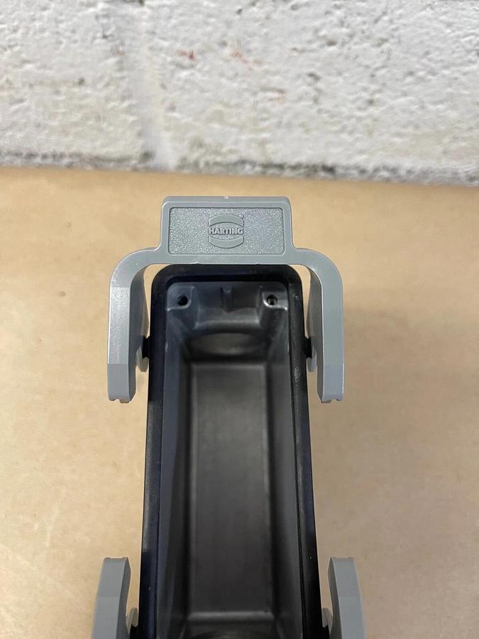 Used Harting 19300240272 Surface Mount Housing, M32, Type 4X/12 Enclosure
