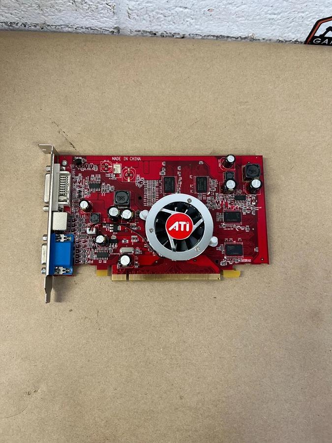 Used ATI VCO RADEON X1050 Video Card