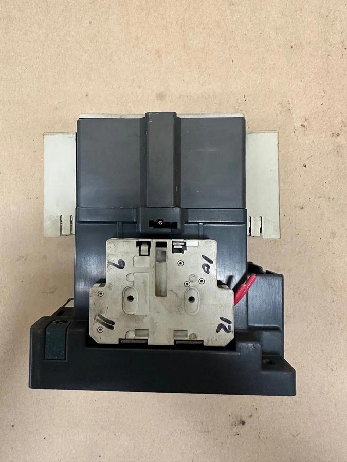 Used Siemens 3TF48 Contactor, 100A