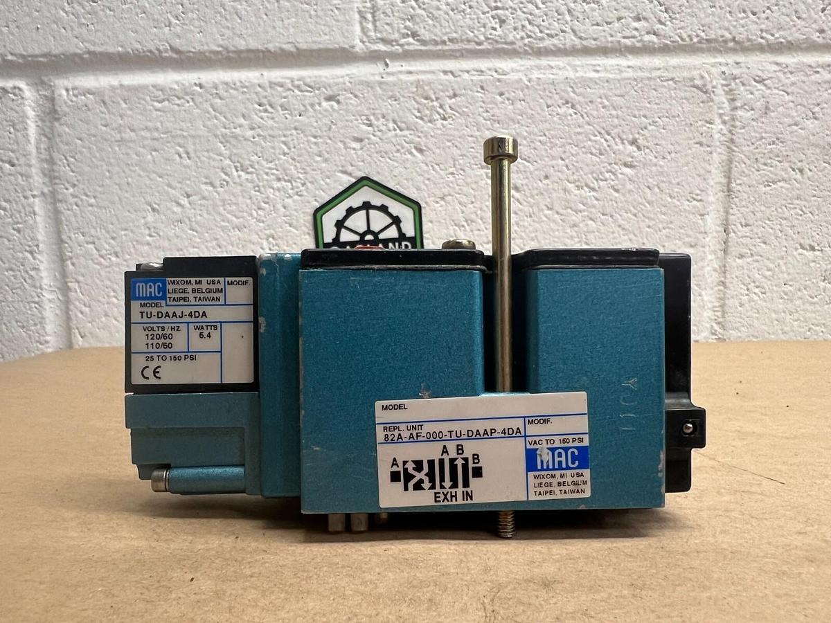 Used MAC 82A-AF-000-TU-DAAP-4DA w/ TU-DAAJ-4DA Valve