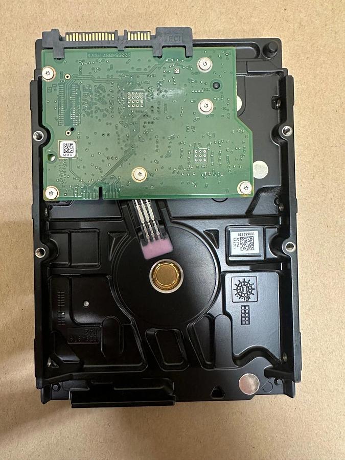 Used Seagate ST1000DM003 Barracuda 1000GB, 7200RPM Hard Drive *NEW*