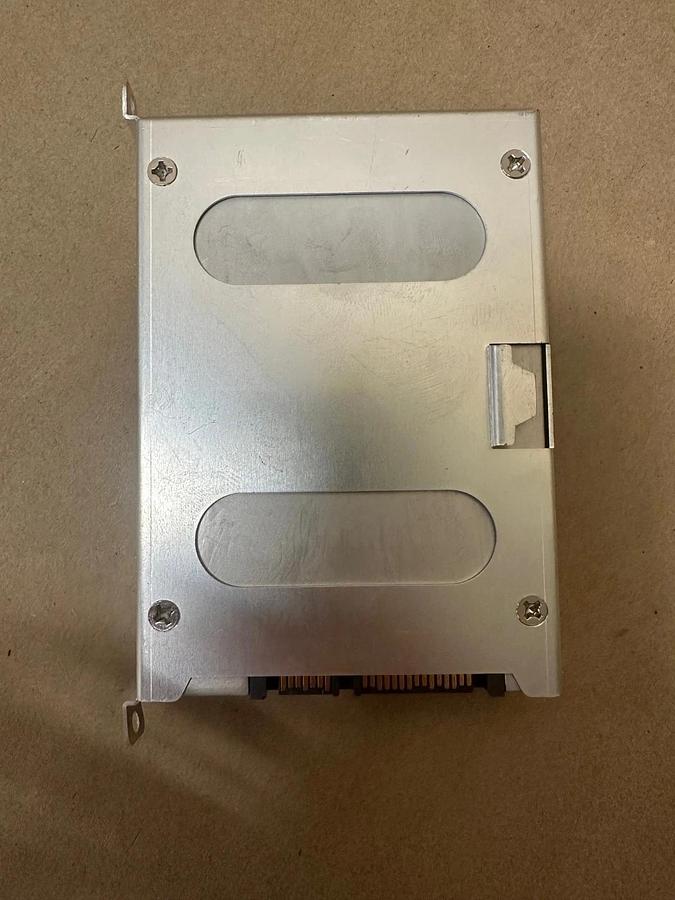 Used Intel SSDSA2CT040G3 SSD 320 Series 40GB w/ Base