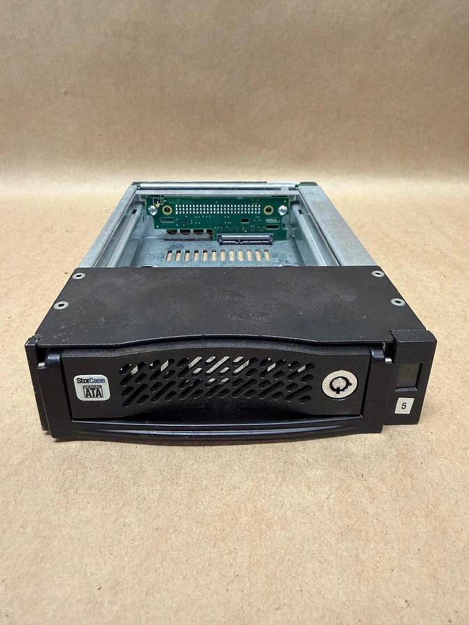 Used StorCase S21J104 Removable Drive Enclosure