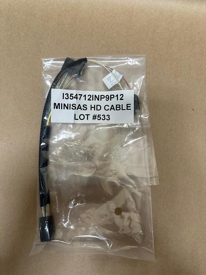 Used MINISAS I354712INP9P12 HD Cable *NEW*