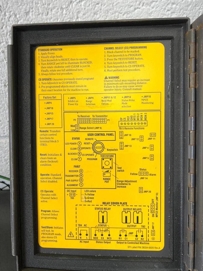 Used STI 4300B-2 Minisafe Safety Light Curtain Transmitter