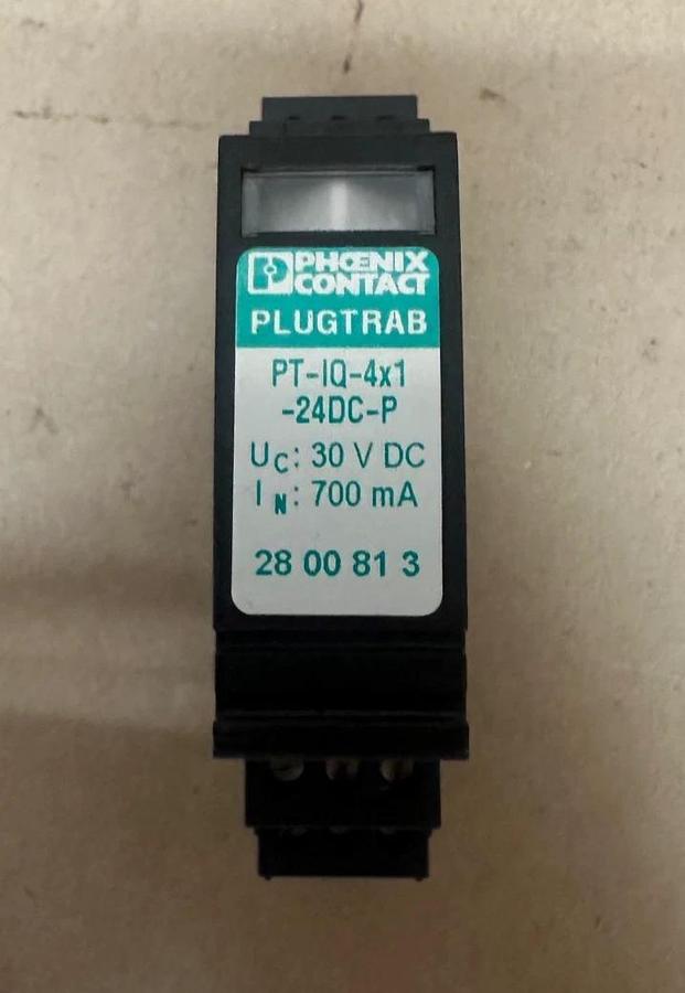 Used Phoenix Contact PT-IQ-4X1-24DC-UT Surge Protection Device