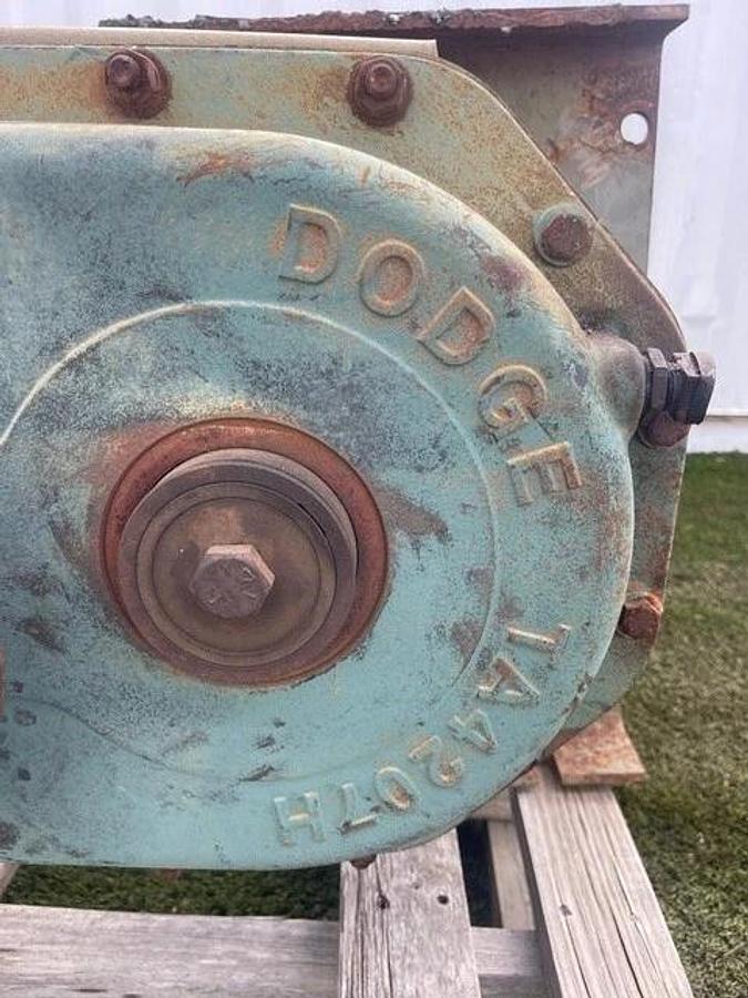 Used Dodge TA4207H09 Speed Reducer, Ratio 9.231 w/ North American Elec 15HP, 1765RPM