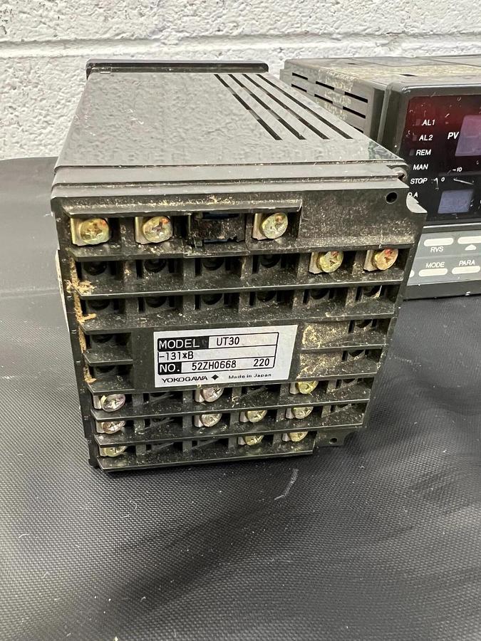 Used Yokogawa UT30 Digital Temperature Controller - Lot of 3