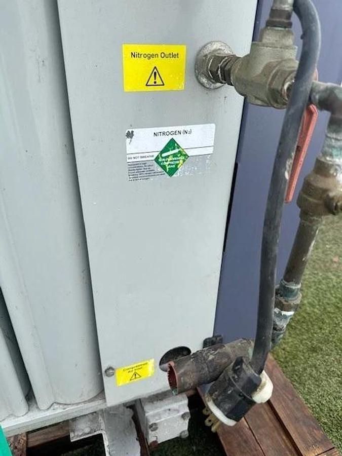 Used Parker Domnick Hunter MaxiGas120 ECBLH Nitrogen Gas Generator, Volume: 588 L