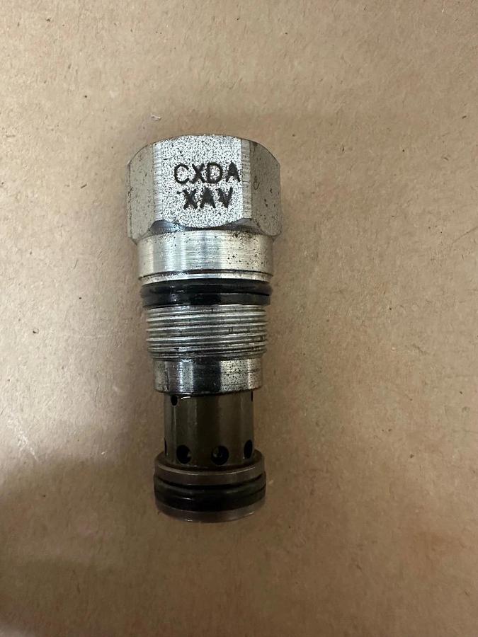 Used Sun Hydraulics CXDA-XAV Free Flow Nose-To-Side Check Valve - Lot of 3