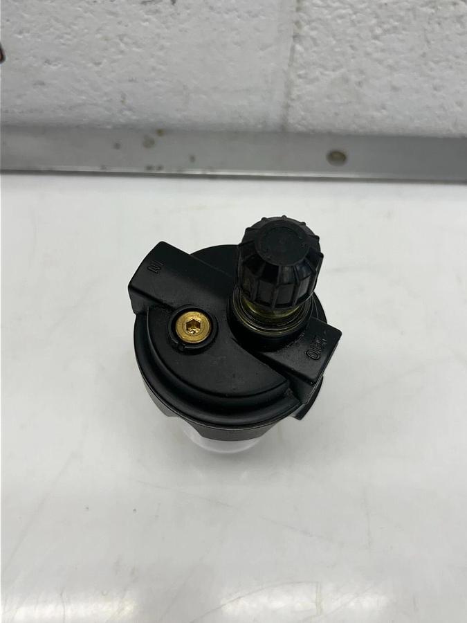 Used Coilhose Pneumatics 8842 Heavy Duty Lubricator Oiler