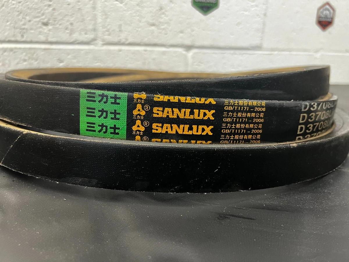 Used Sanlux D3708Li V-Belt Belt Width 1-7/32” Outside Length 151” Belt Height 23/32”