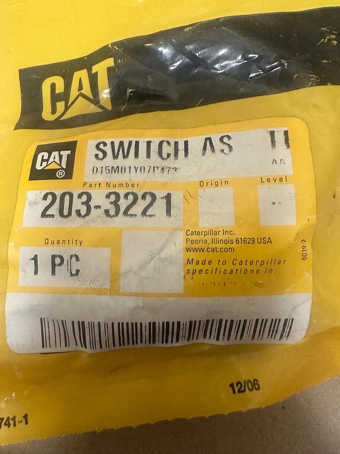 Used CAT 203-3221 Switch Assembly, Temperature *FACTORY SEALED NEW*