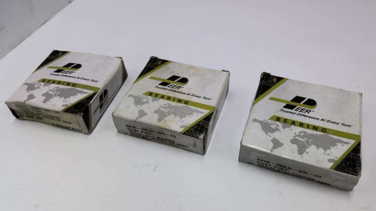 Peer Bearings 6205-2RS NIB