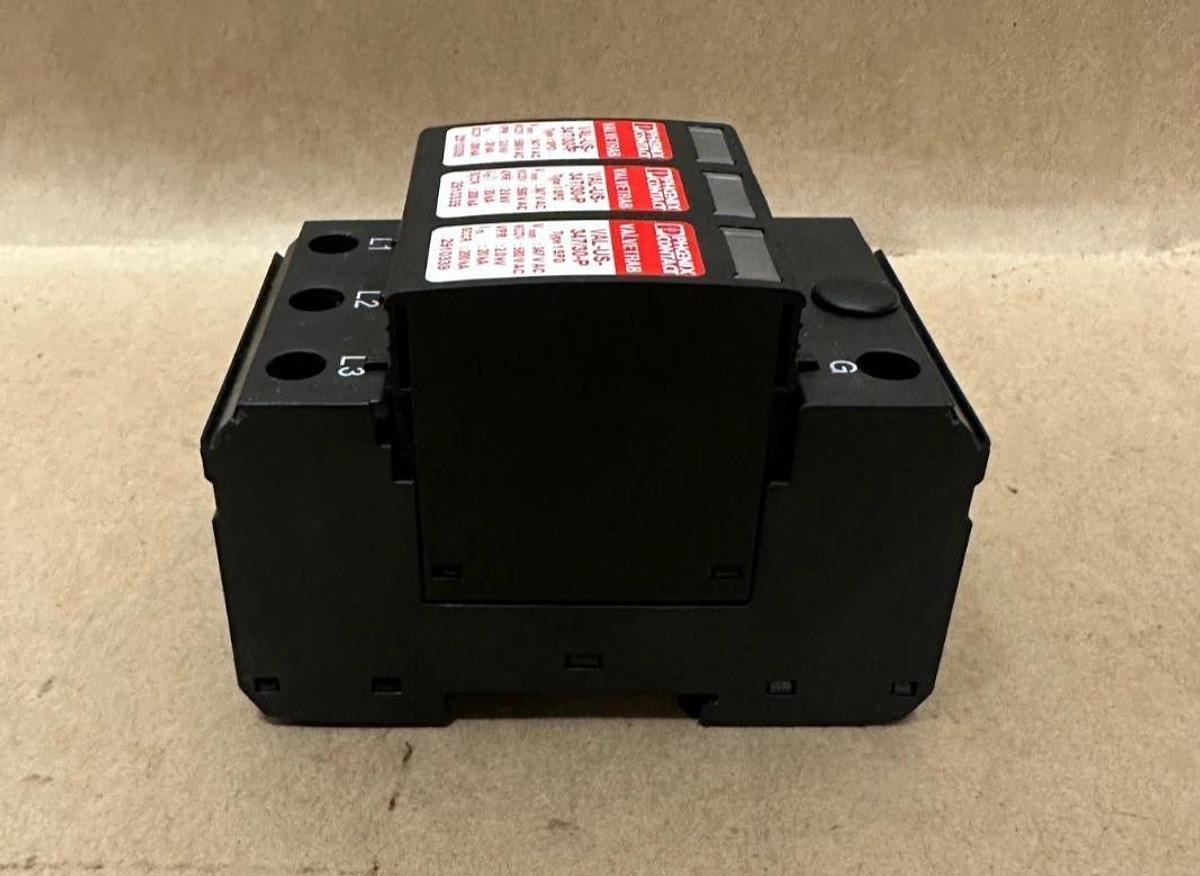 Used Phoenix Contact VAL-US-347/30/3+0-FM Surge Protection Device