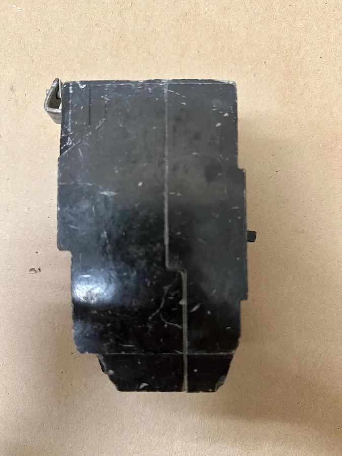 Used General Electric M-1070 30A 3 Pole Circuit Breaker