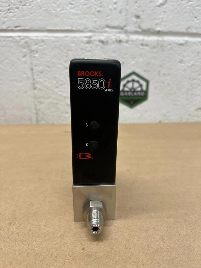 Used Brooks 5850i Mass Flow Controller, 4,000 SCCM, Oxygen, MOD: 5850IA1BK3X2BEA