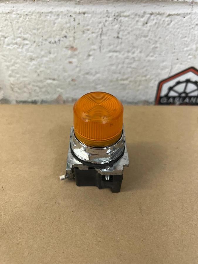 Used Cutler-Hammer 10250T/91000T Orange Pilot Light