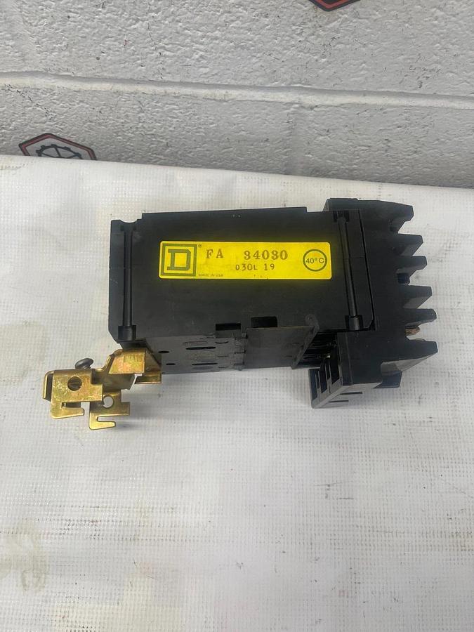 Used Square D LK-6176 Circuit Breaker 3 Pole, 480 VAC