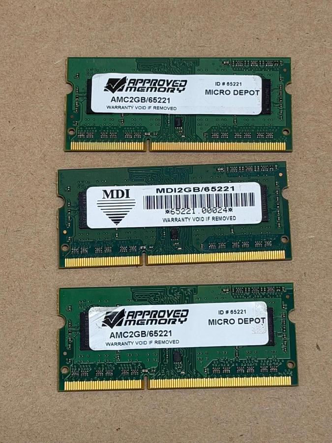 Modules Technology Inc. D3S18B-B4 DDR3 SO-DIMM Laptop Memory Module - Lot of 3