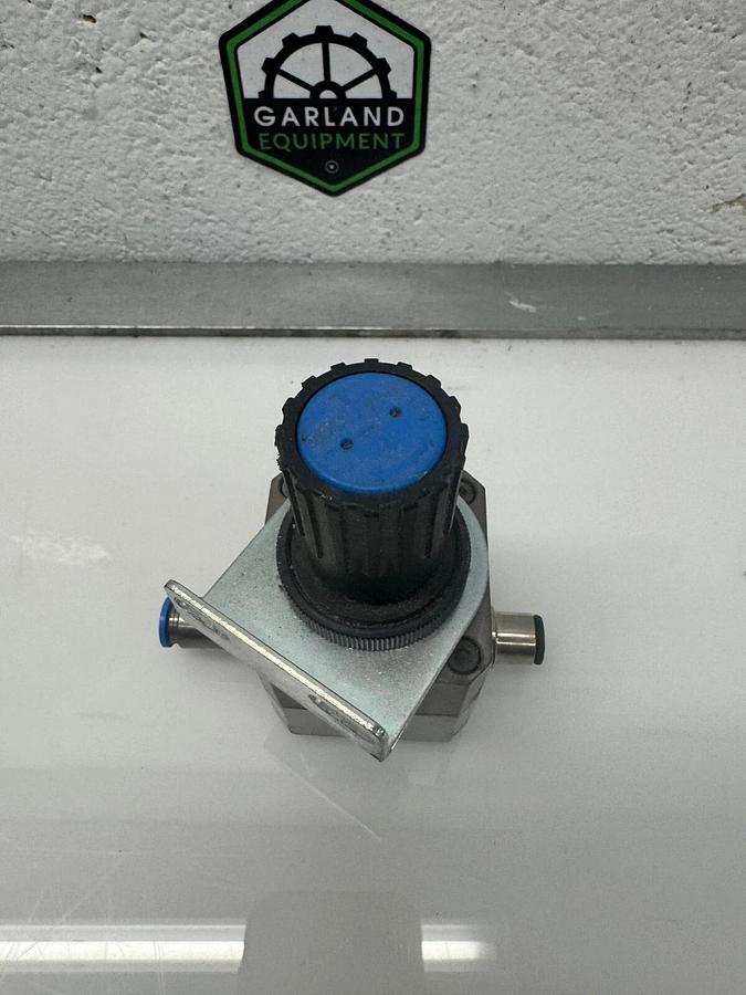 Used Festo 159500 Precision Pressure Solenoid Valve LRP-1/4-0.7