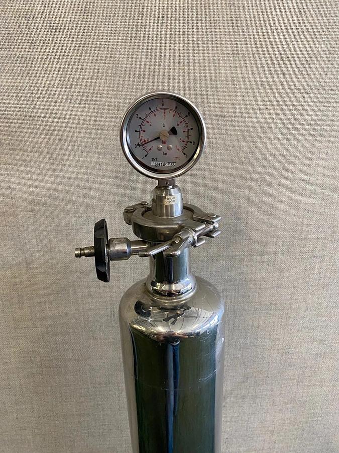 Used Domnick Hunter VSL013BTC SS Filter Housing Design Temp 145°C, Pressure 7.7 Bar.G