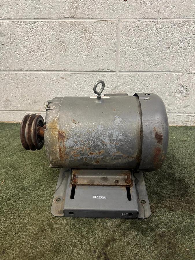 Used Baldor Reliance M3708 Industrial Motor, 5 Hp @ 1160 RPM, 37G813Y833H1