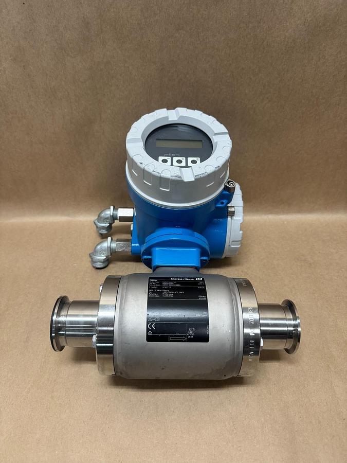 Used Endress + Hauser PROMAG 50 + PROMAG H 50H50-5X36/0 Electromagnetic Flowmeter 2"