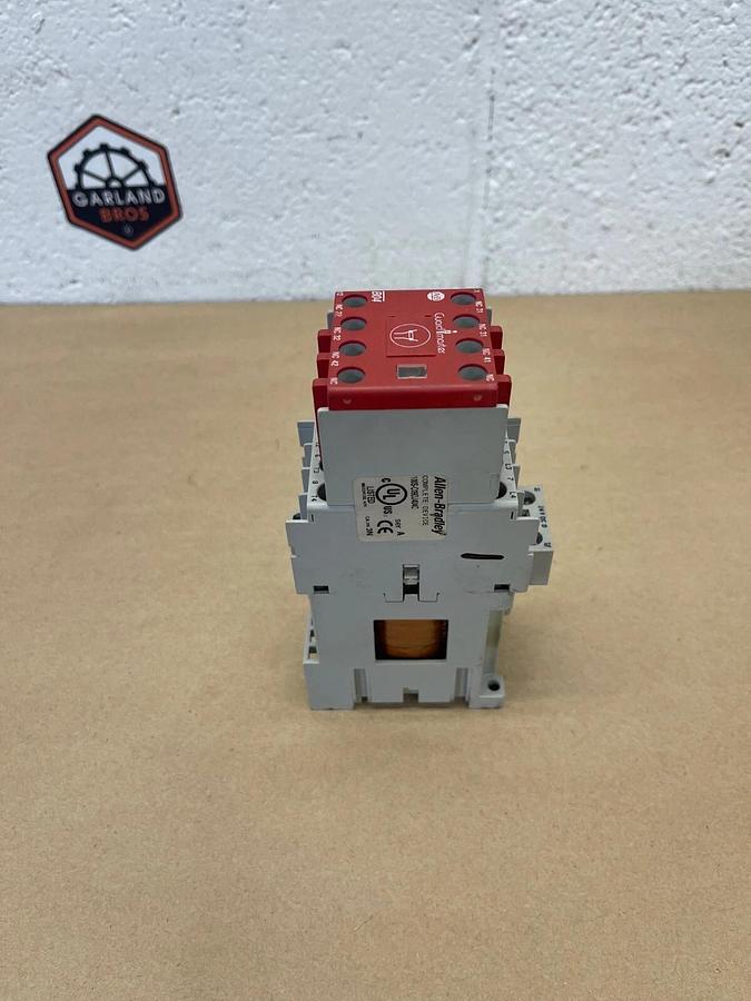 Used Allen-Bradley 100S-C09DJ404C Complete Device Safety Relay, Ser A, 24VDC, 24A