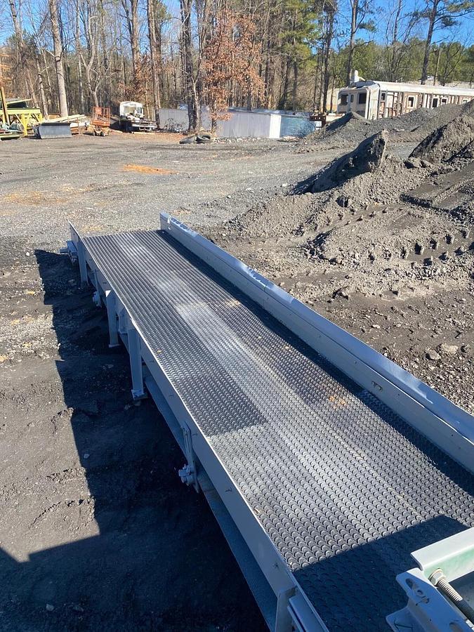 Used Conveyor Belt W:35” L:16’ Crescent Top Belt, Reliance Electric 1HP 1725RPM Motor