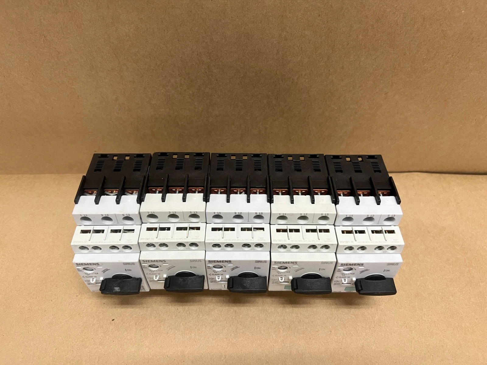 Used Siemens 3RV1021-1EA10 Class 10 Circuit Breakers - Lot of 5
