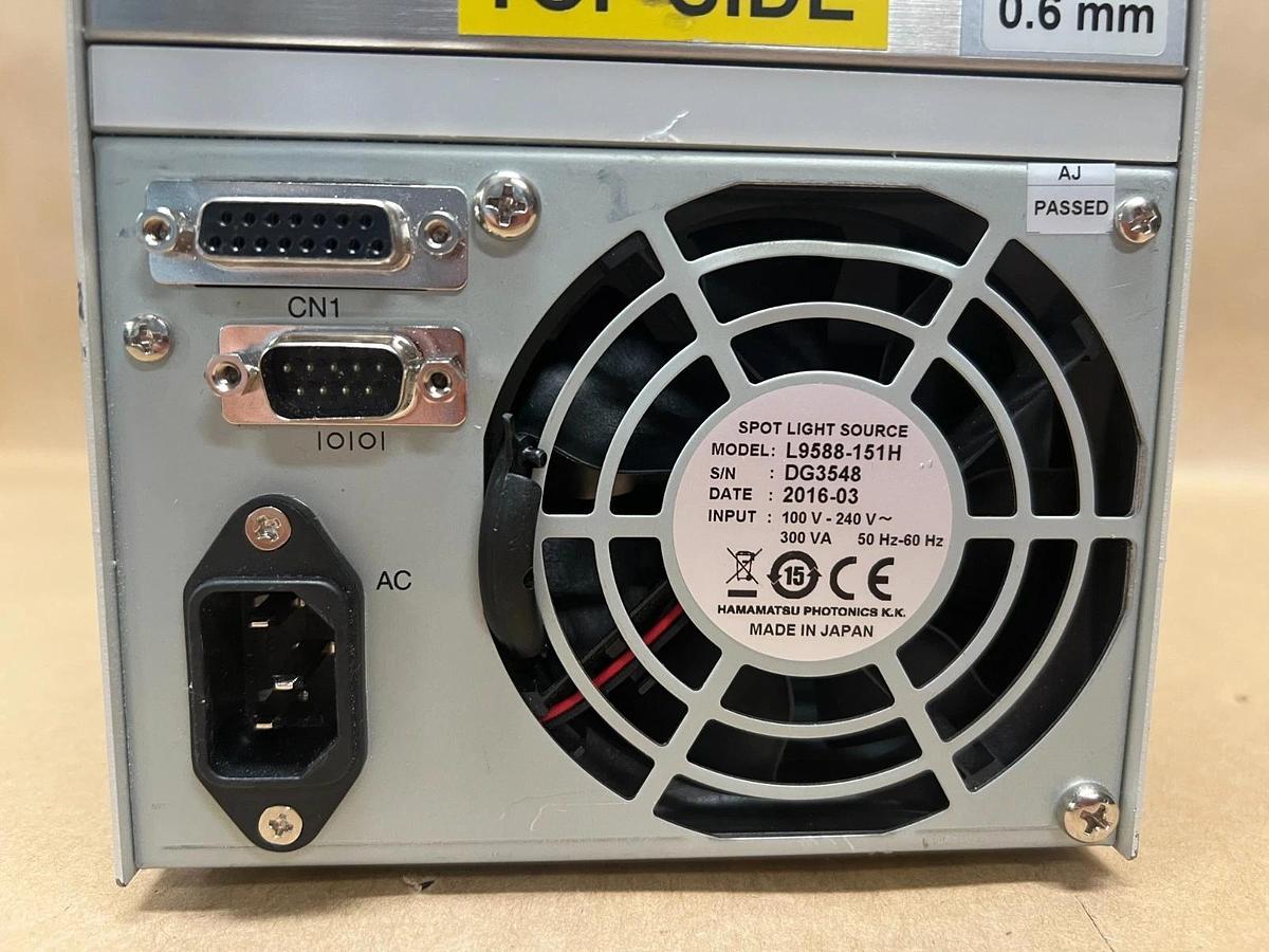 Used Hamamatsu LC8 Lightningcure Spotlight Source L9588-151H