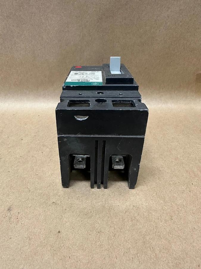 Used General Electric TEB122030 Industrial Circuit Breaker 30A