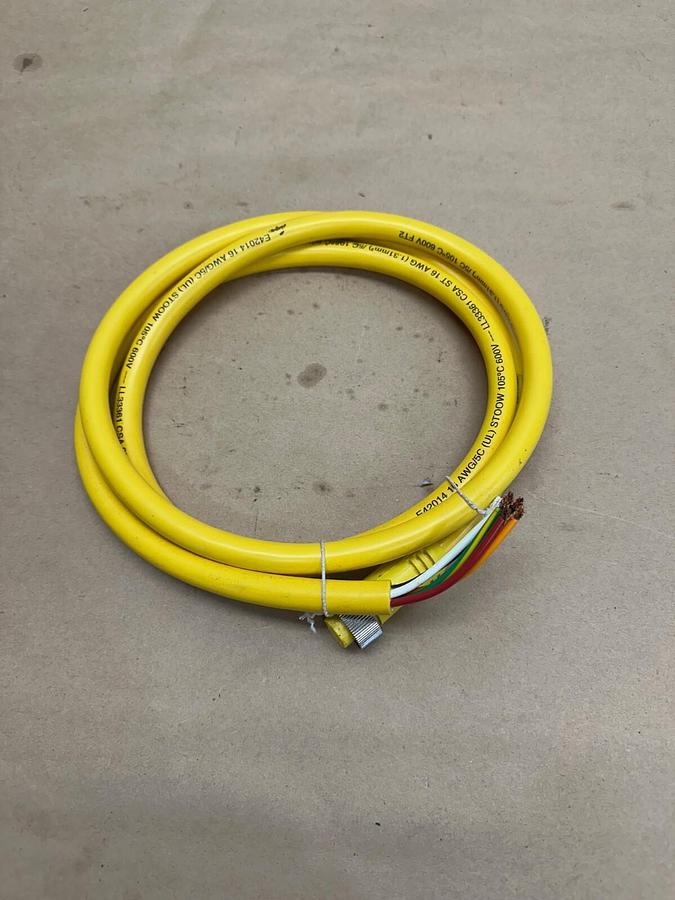 Woodhead Connectivity 105000A01F0601 Cordset, 600V, 8 A