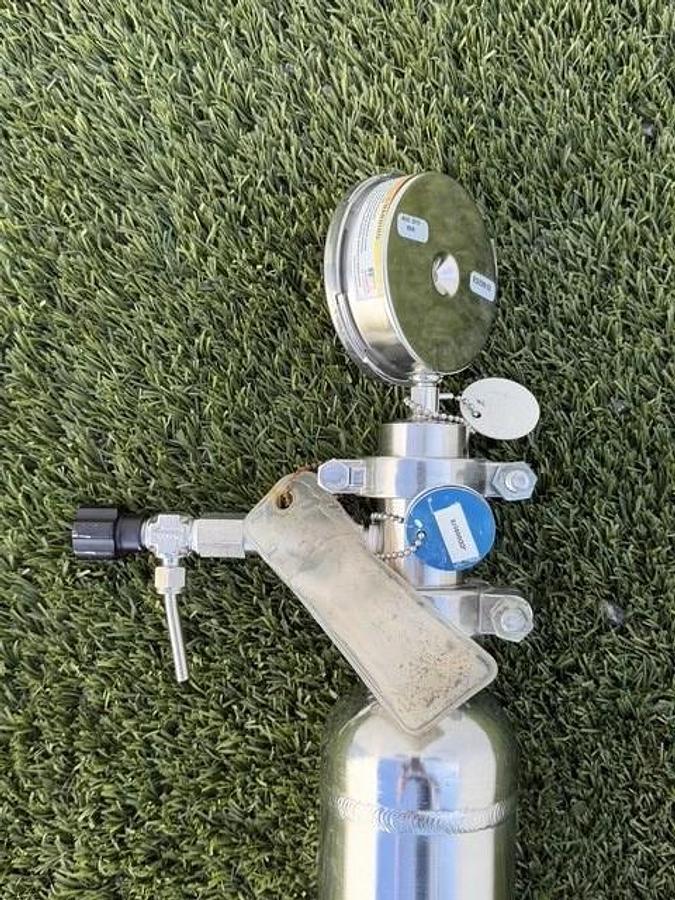 Used Stainless Steel Filter Housing w/ 316L Stainless Steel Flow Cell