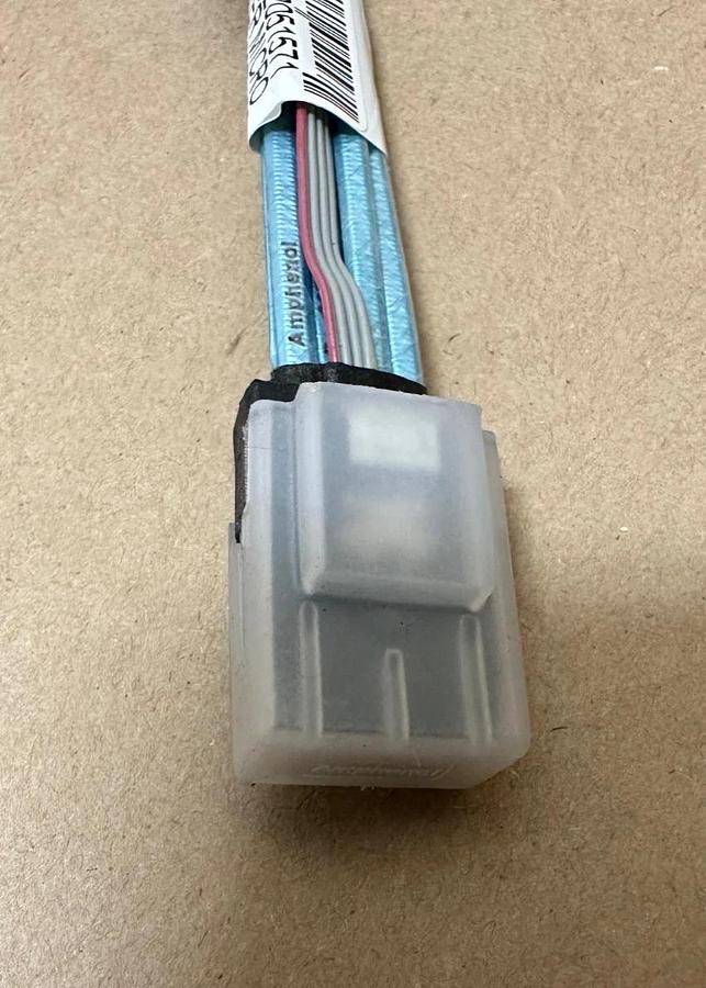 Used SuperMicro 672042051571 MiniSAS to 4 SATA - Lot of 5