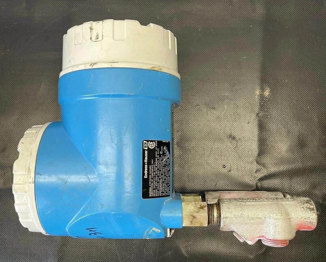 Used Endress+Hauser 80A02-1UM7/0 Pressure Transmitter, Digital Flow Meter