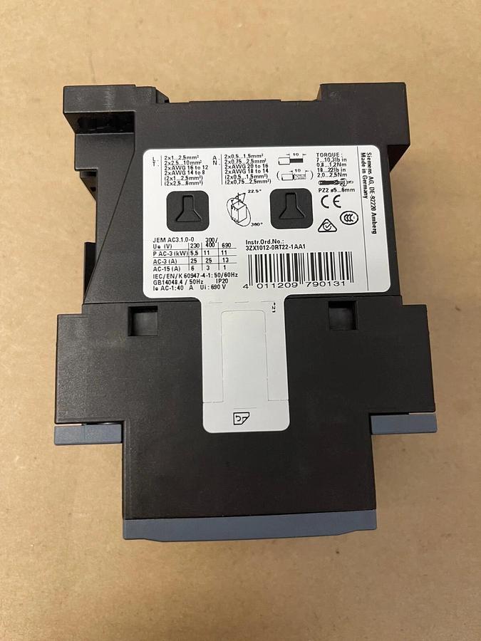 Used Siemens 3RT2026-1BB440 Contactor, Sirius, 24V