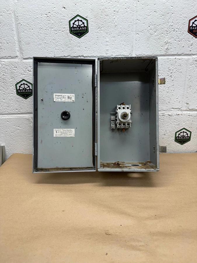 Used Eaton Cutler-Hammer DR3080UD Rotary Disconnect Switch, 80 A, 600V, 60 Hz