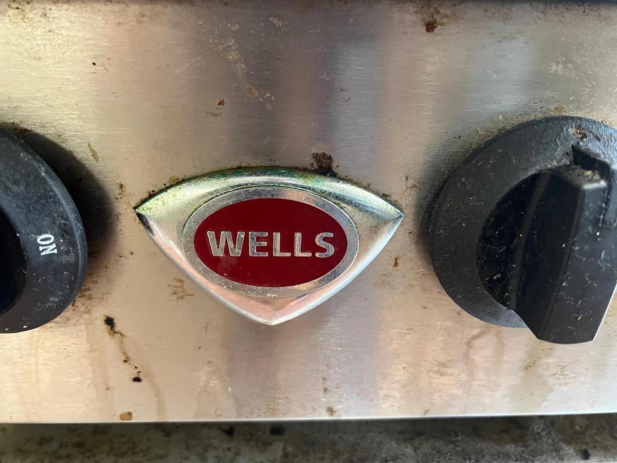 Used Wells HDHP-3630G 6-Burner Stovetop